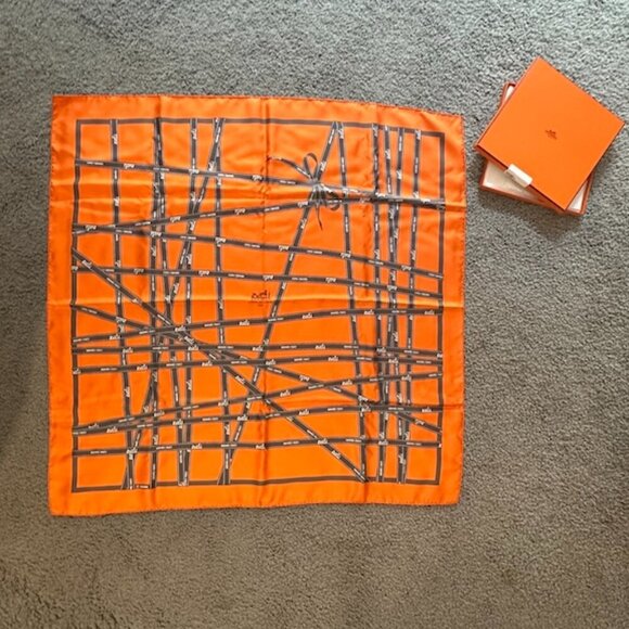 HERMES 100% Silk Bolduc Carre 90 Orange and Brown Ribbon Scarf 35"X35" Excellent - Picture 1 of 4
